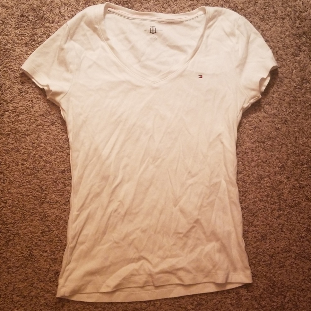 Tommy Hilfiger white v neck!